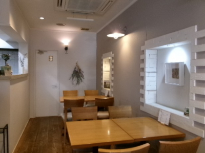 モーニングからカフェタイムまで、新しい「カフェもみの木」で！